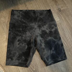lululemon tie dye bike shorts